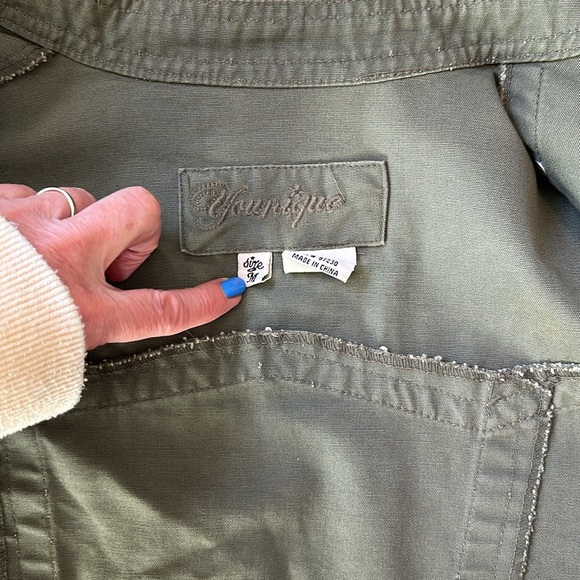 Cropped Jacket - Picture 4 of 4